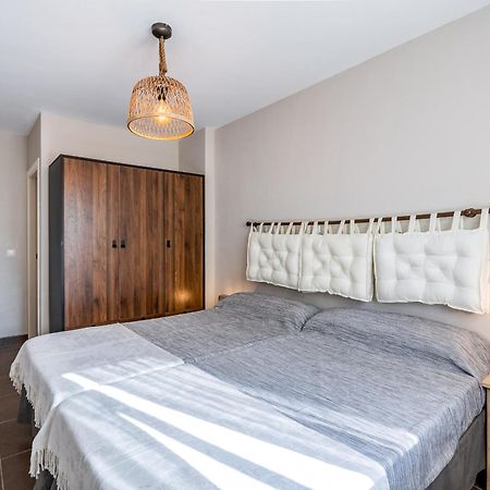 Bonito Apartamento En La Playa Con Piscina 托雷努埃瓦 外观 照片